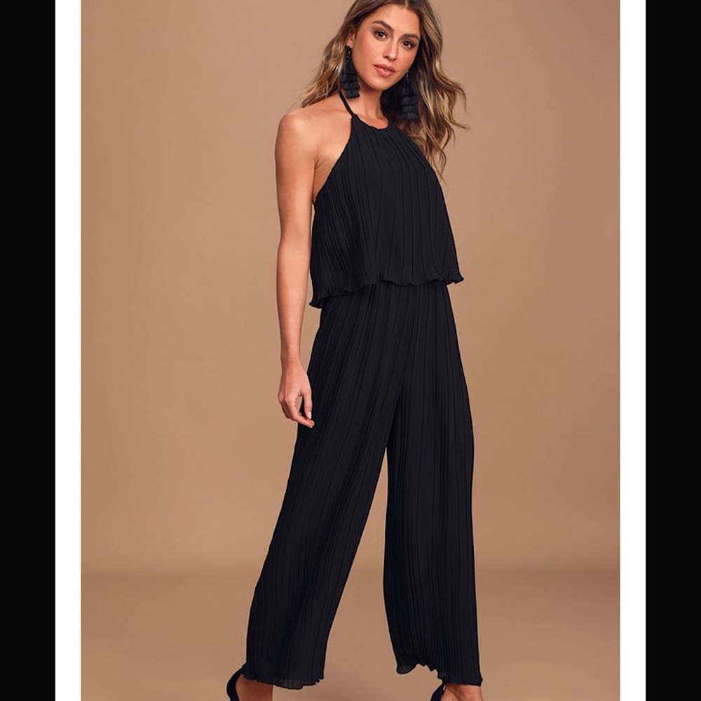 Pleat Black Halter Wide-Leg jumpsuit